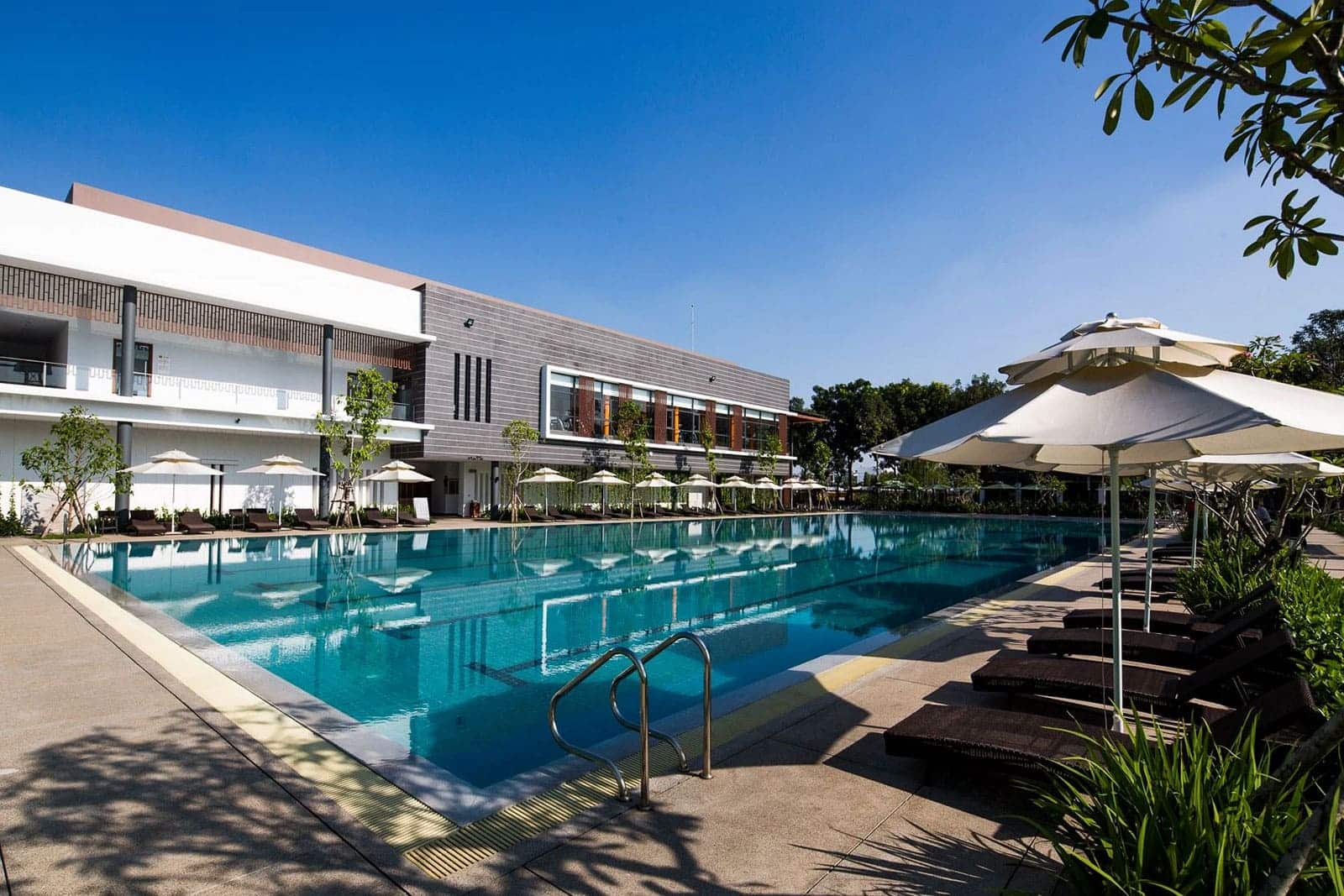 Khu phức hợp thể thao và nghỉ dưỡng Celadon Sports & Resort Club được trang bị cơ sở vật chất hiện đại.
